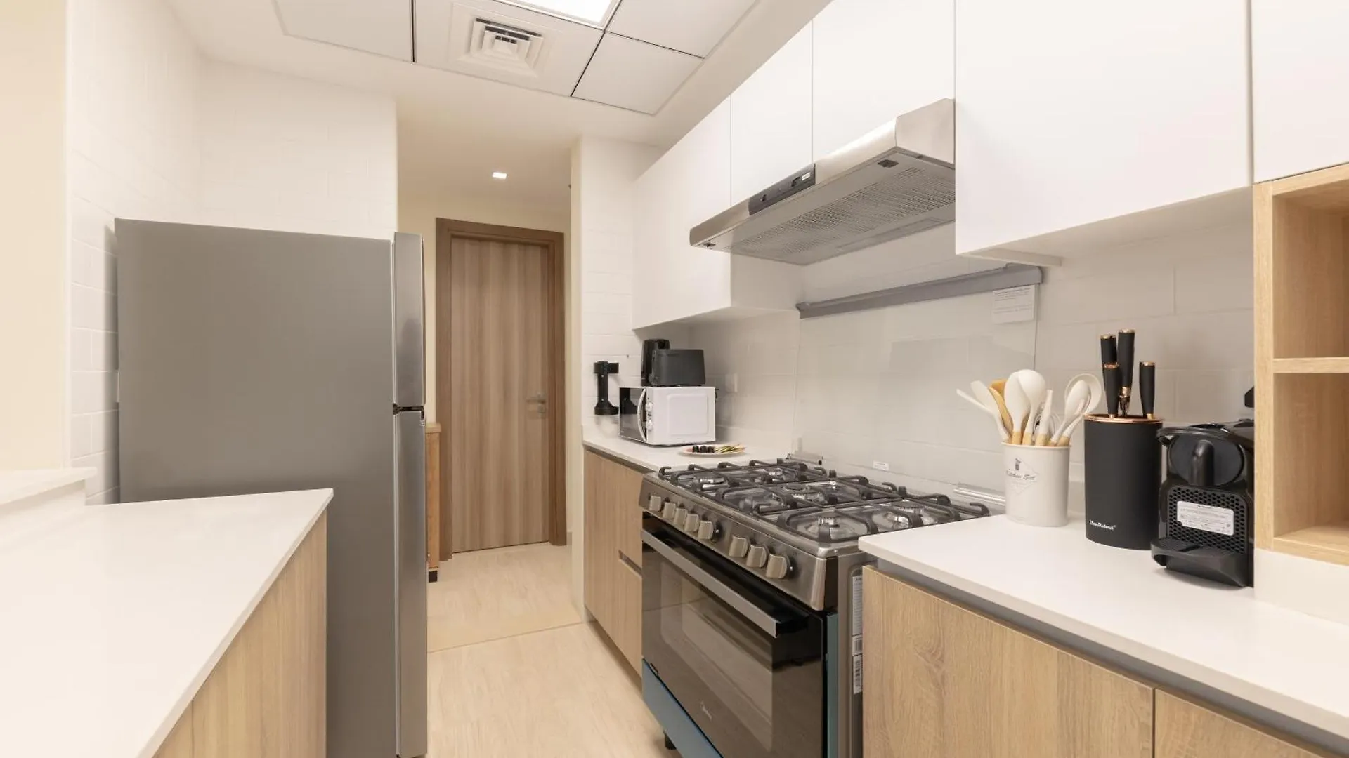 Brand New, Partial Canal View, Business Bay Dubai Apartment